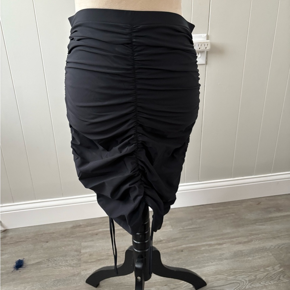 Forever 21 Black Ruched Pencil Skirt